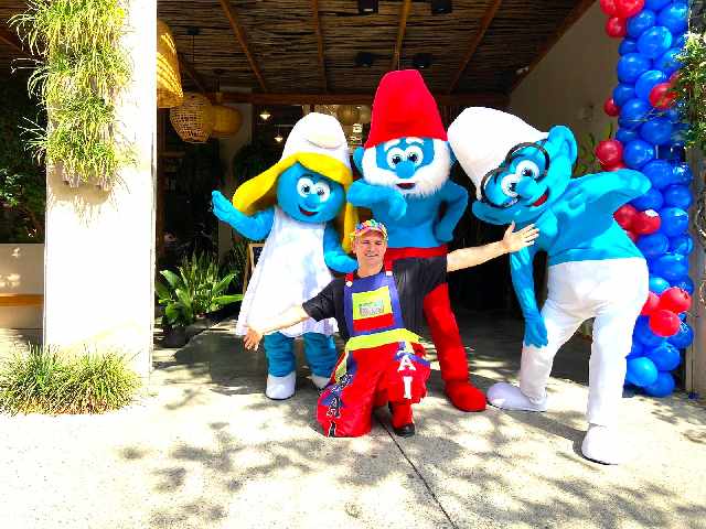 Foto 1 - Smurfs cover personagens vivos animao festas